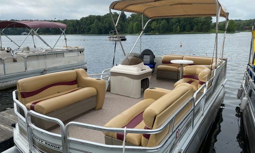 8-Person Pontoon Exterior Egyptian Hills Resort 8-Person pontoon rental exterior